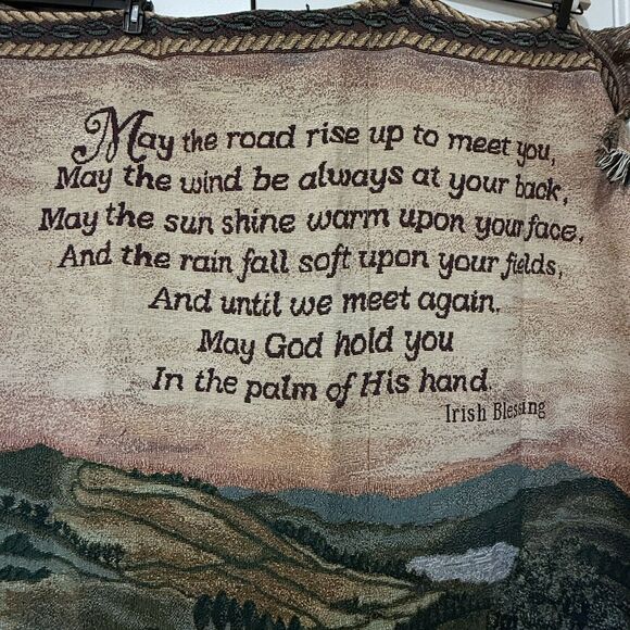 Irish Blessing Woven Tapestry Throw 50" X 70" with Celtic corner Knot Design - Picture 7 of 13